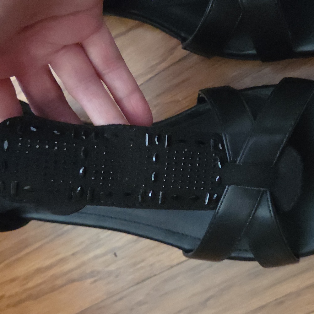 Catherines Elegant Black Sandals 10W NIB (No Lid) - Picture 7 of 13